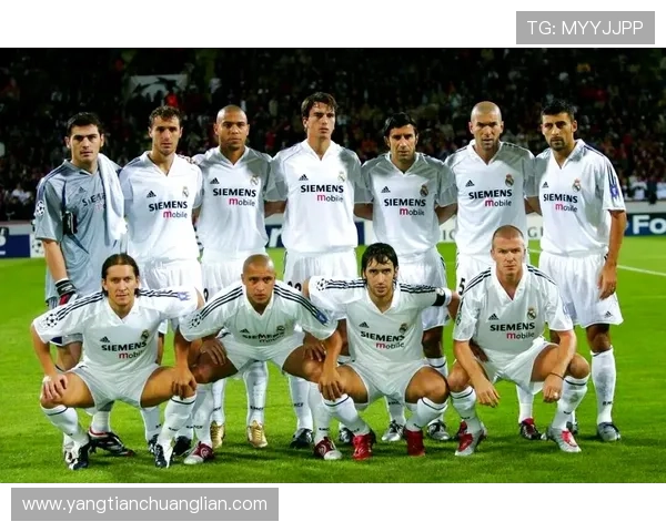 古代历史中的足球传奇人物与他们的辉煌成就探秘