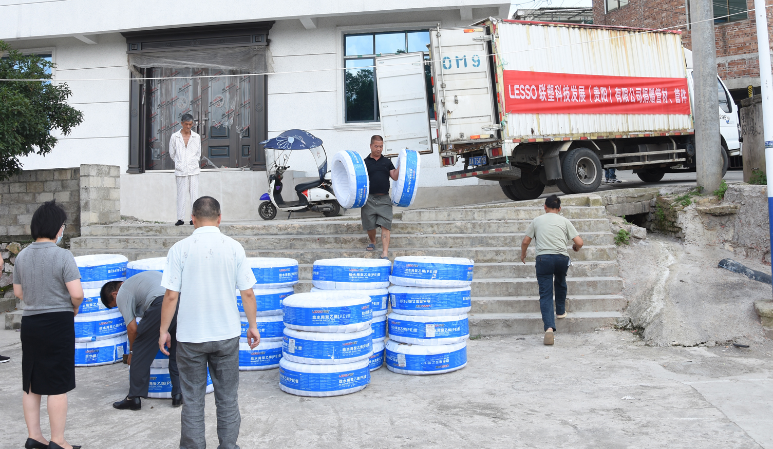 中国太阳成集团tyc151cc助力执行贵州省清镇市红枫湖镇白泥村饮用水工程公益项目